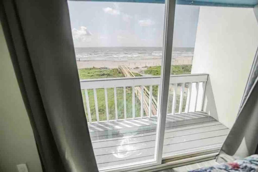Beachfront Retreat! 3 Steps To Walkover! Surfside Beach Eksteriør bilde